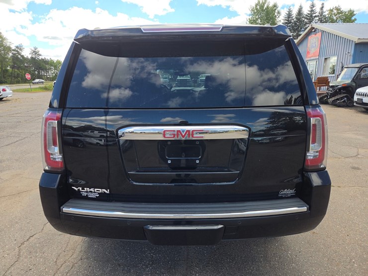 2019-gmc-yukon-image-4