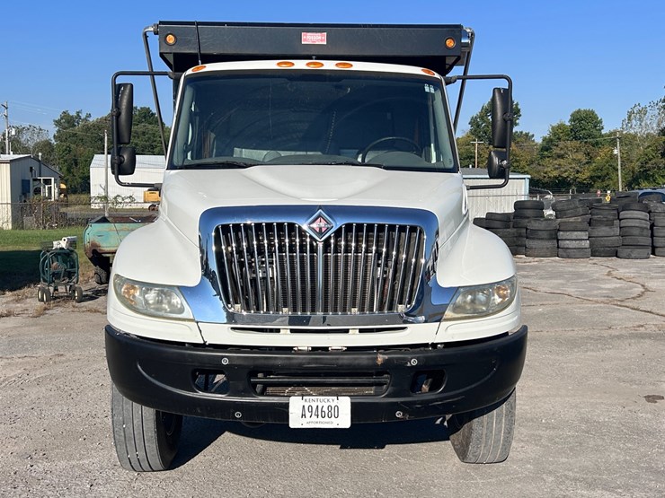 2007-international-durastar-4400-image-10