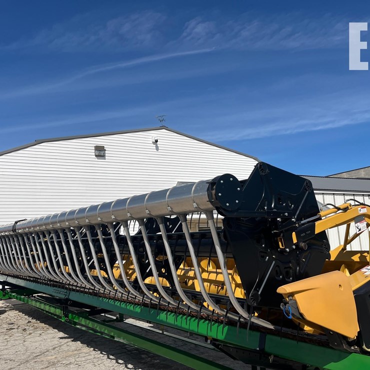 2014 CLAAS MAXFLEX 1050