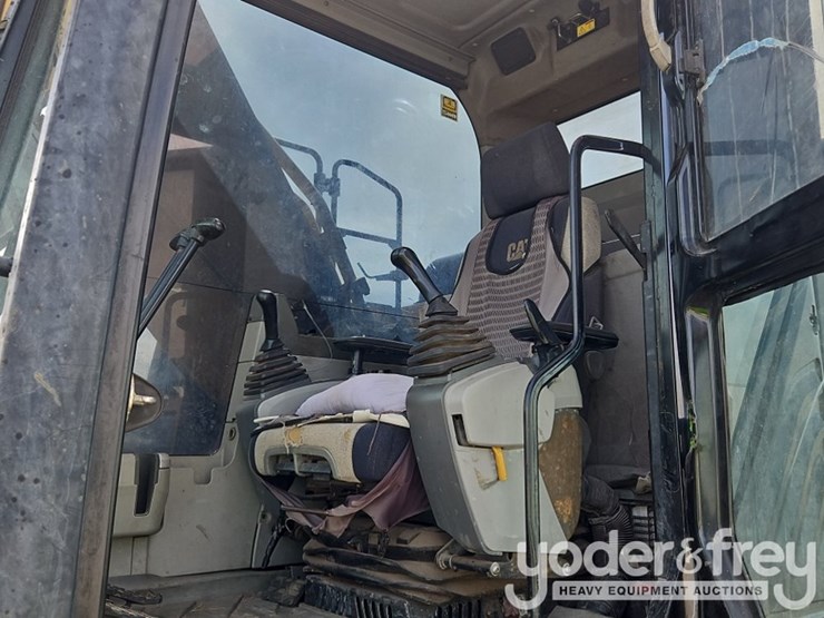 2014-caterpillar-329el-image-35
