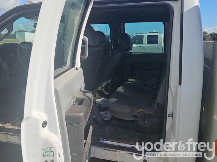 2014-ford-f350-xl-image-20