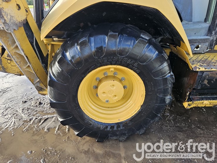2018-caterpillar-420f2-it-image-8
