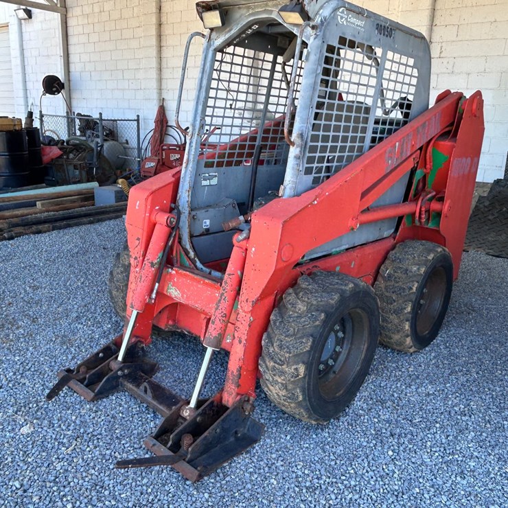 #82 • OMNI QUIP COMPACT SKID STEER