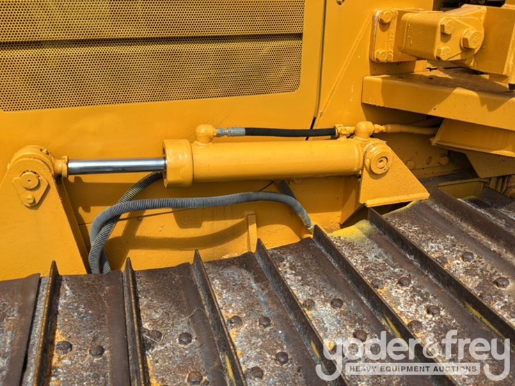 caterpillar-d5c-lgp-image-17