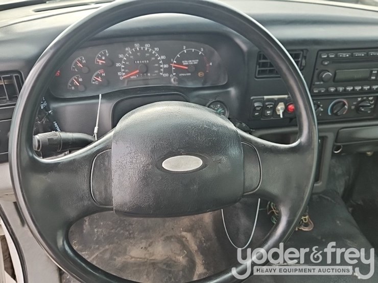 2008-ford-f750-image-34
