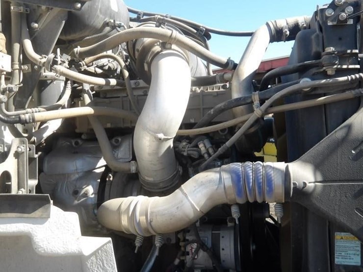 2015-western-star-4800-image-13