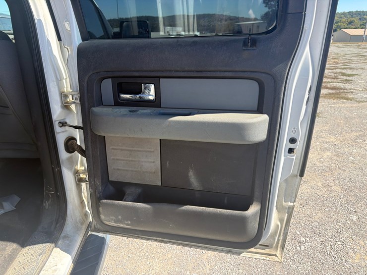 2013-ford-f150-xlt-image-22