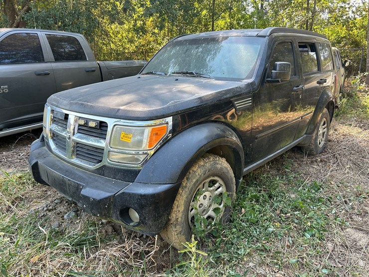 2009-dodge-nitro-image-2