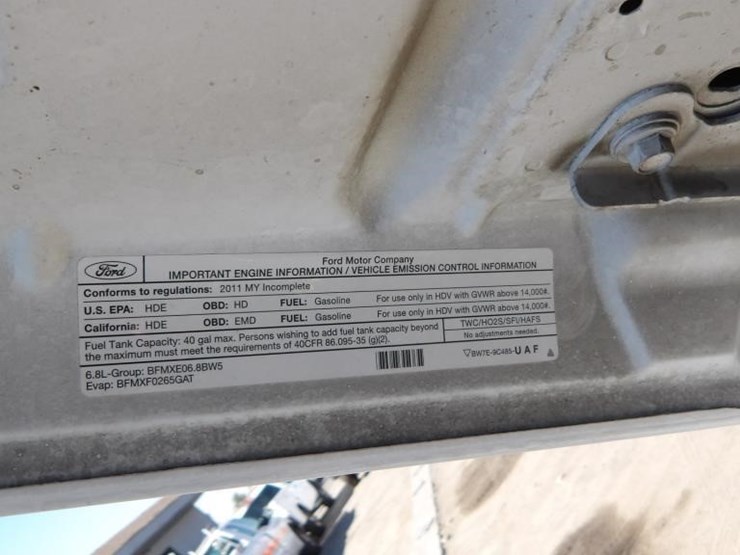 2011-ford-f550-image-10