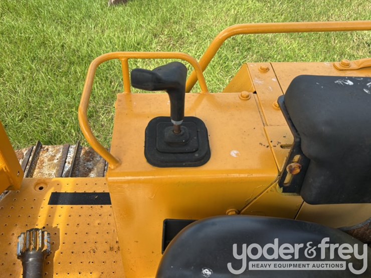 caterpillar-d5c-lgp-image-26