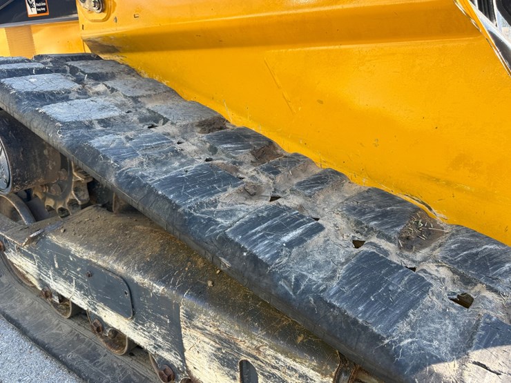 2021-deere-325g-image-19