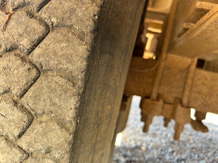2007-caterpillar-c7-image-21