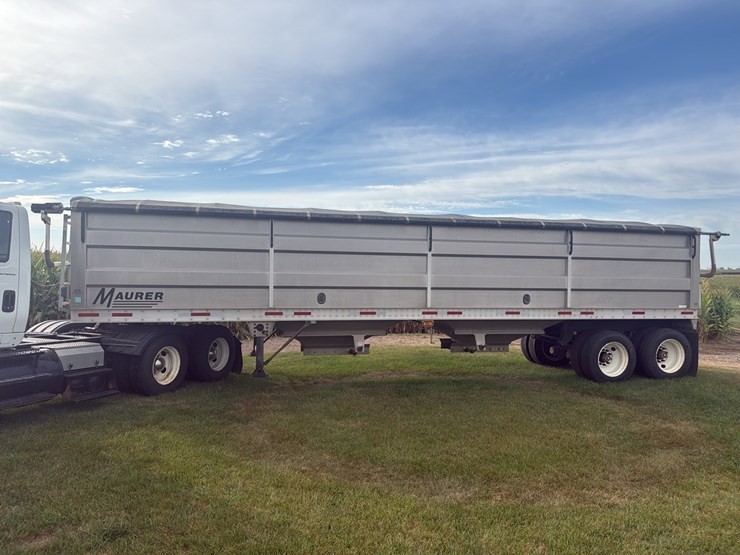 2015--mauer-36’-grain-hopper-w/-shurco-4500-series-electric-tarp,-ag-hoppers,-aluminum,-one-owner-trailer-image-1