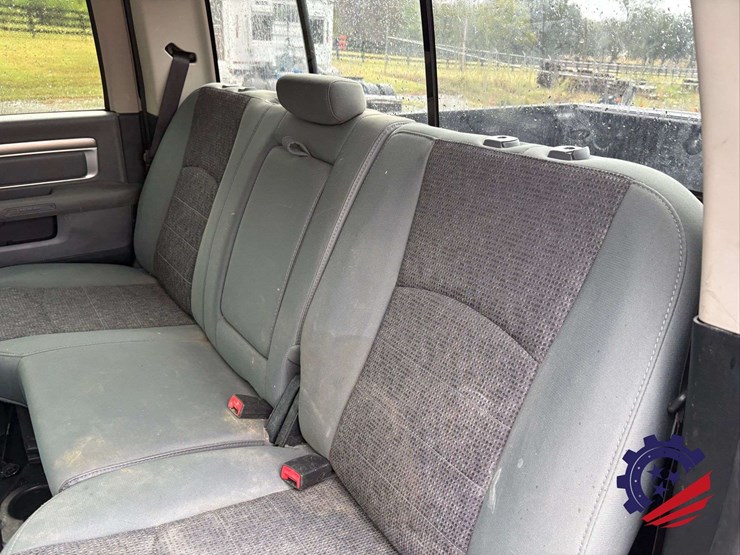 2016-dodge-1500-image-51