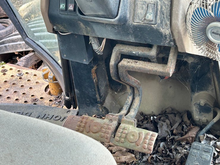 1997-deere-710d-image-73
