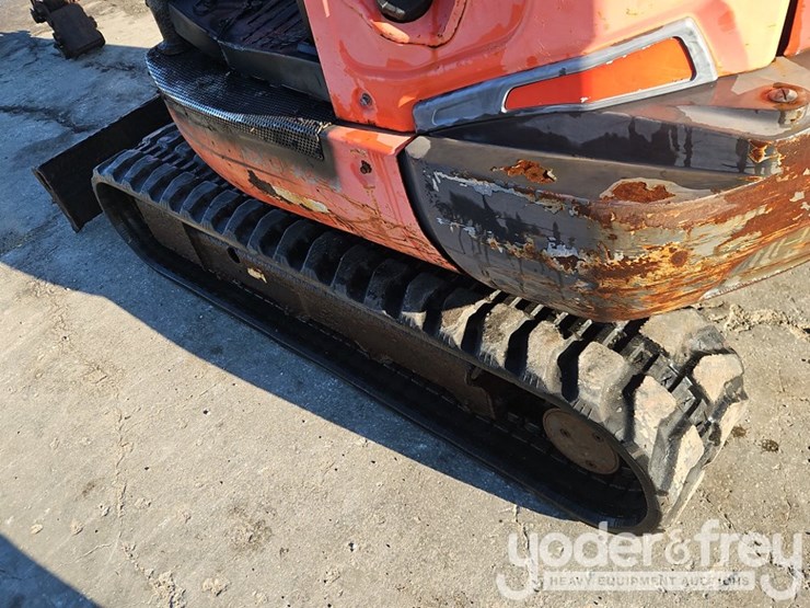 2017-kubota-kx040-4-image-27