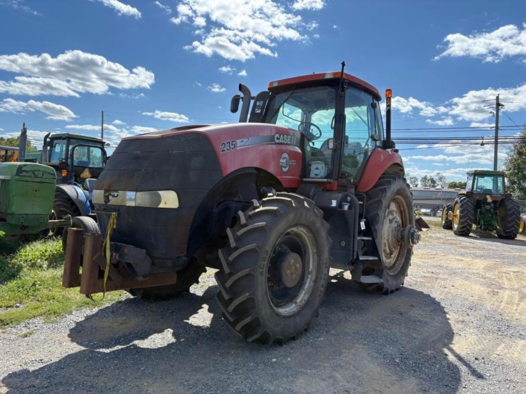 case-ih-magnum-235-image-6