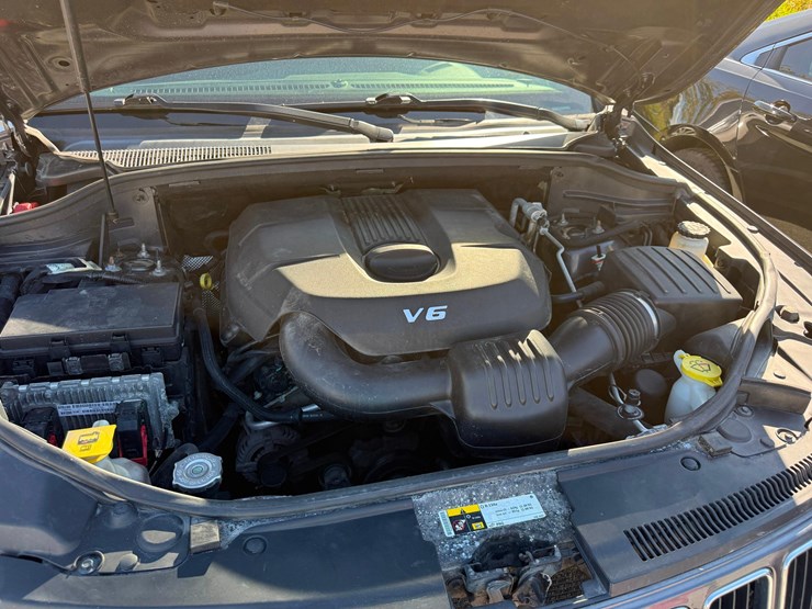 2014-jeep-grand-cherokee-laredo-image-18