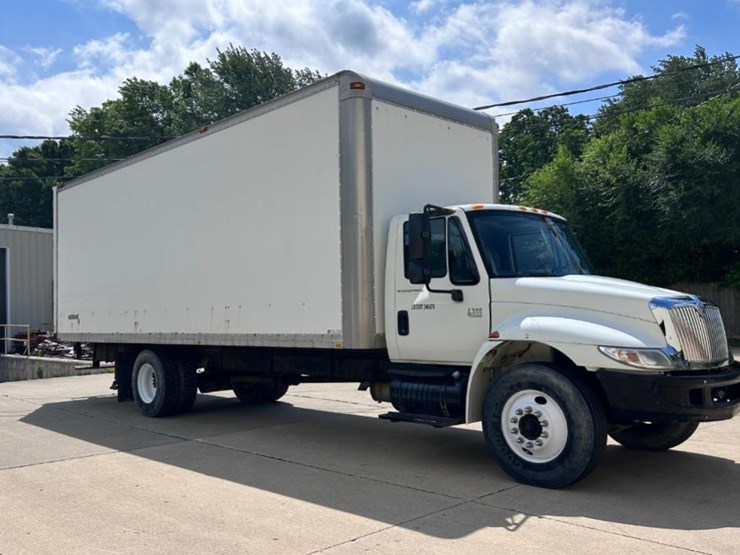 2007-international-durastar-4300-image-1