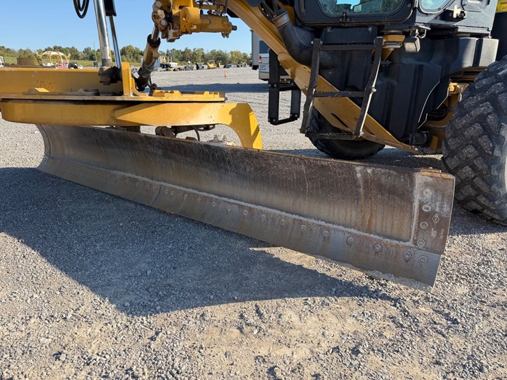 caterpillar-120m2-vhp-plus-image-7
