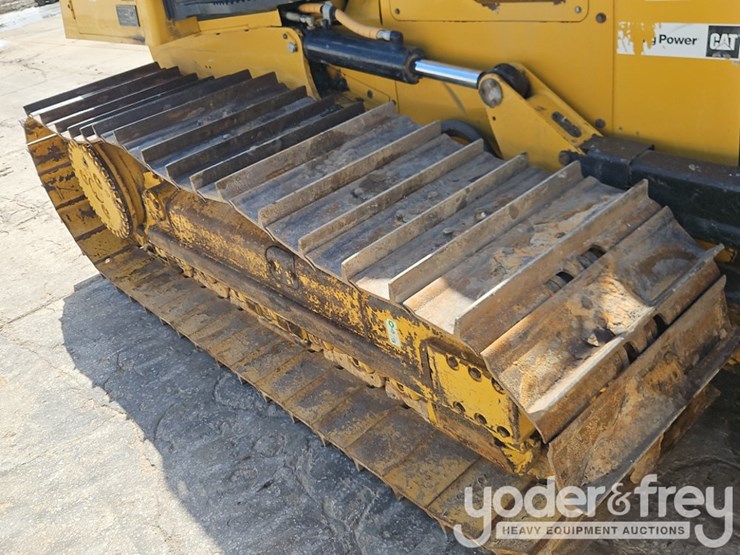 2021-caterpillar-d4-lgp-image-15