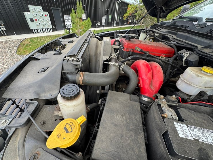 2013-dodge-2500-image-48