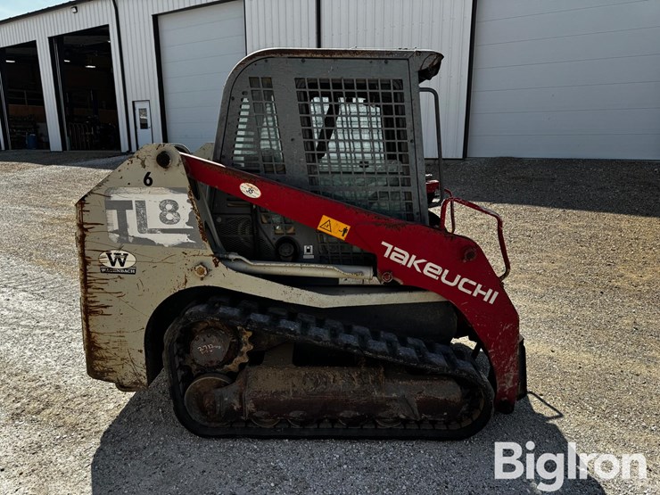 2013-takeuchi-tl8-image-4