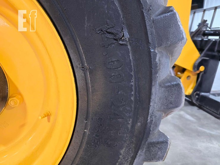 2015-jcb-507-42-image-28
