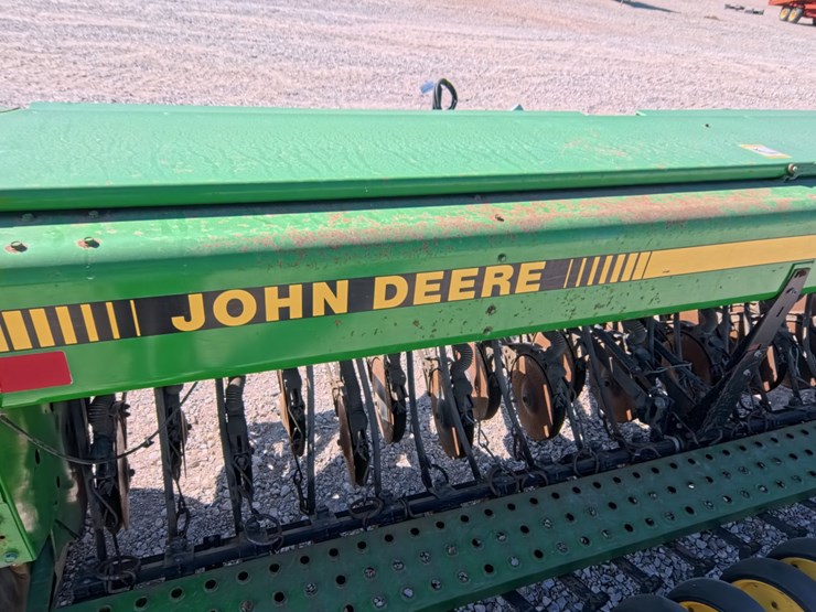 john-deere-450-image-33