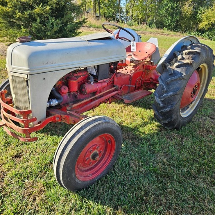 FORD 8N