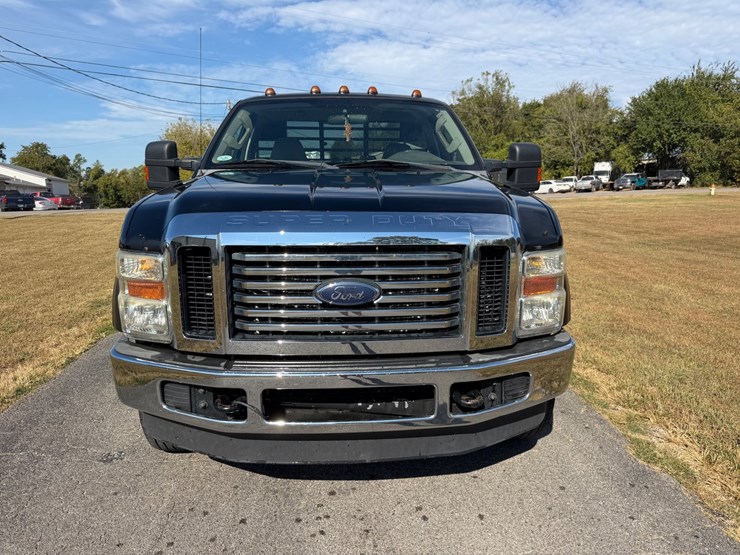 2008-ford-f350-image-2