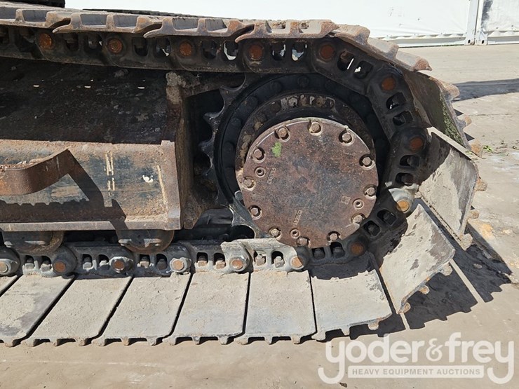 2019-deere-210g-image-13