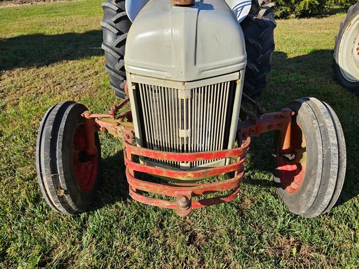 ford-8n-image-9