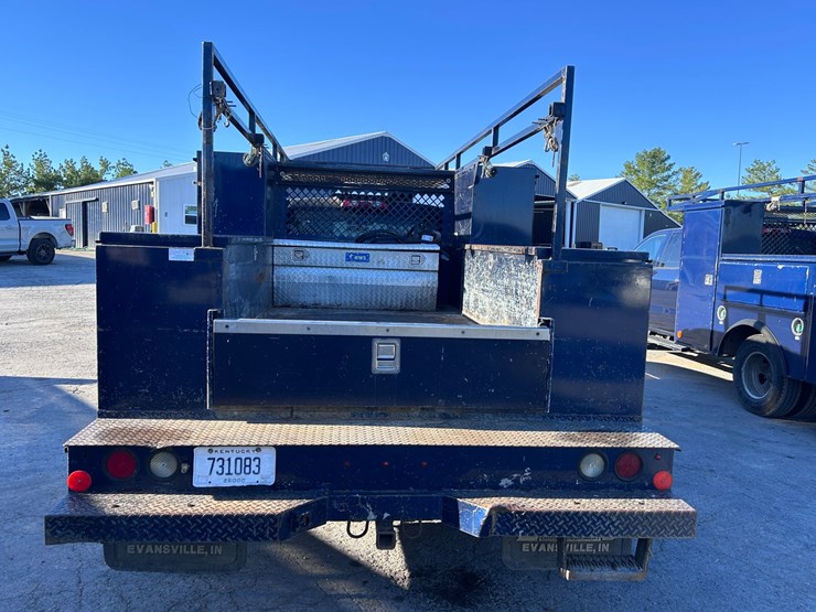2016-gmc-3500-image-6