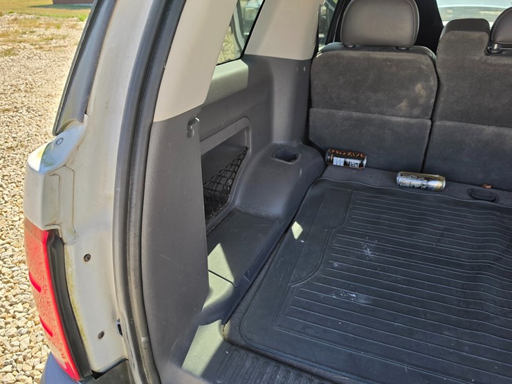 2003-ford-explorer-image-53