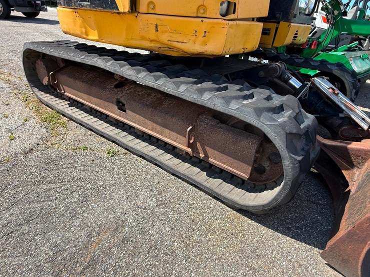 caterpillar-308d-image-13