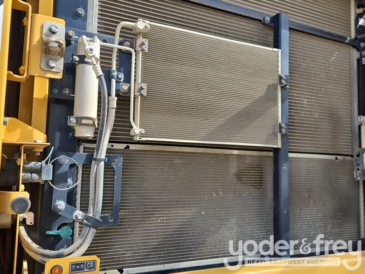 2019-caterpillar-336-image-33