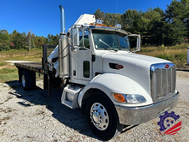 2007-peterbilt-335-image-6