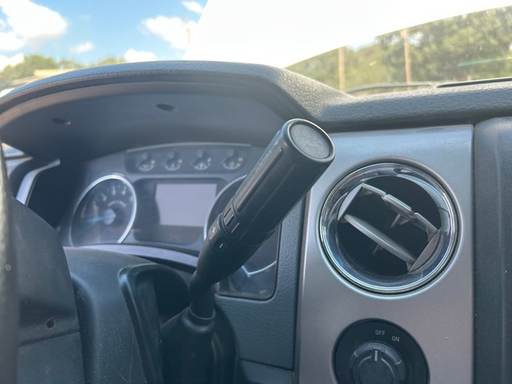 2014-ford-f150-xlt-image-62