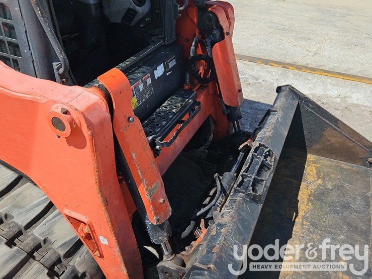 2019-kubota-svl95-2s-image-14