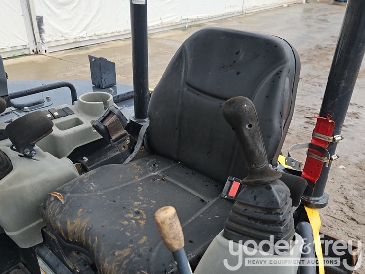 2020-yanmar-vio50-6a-image-30