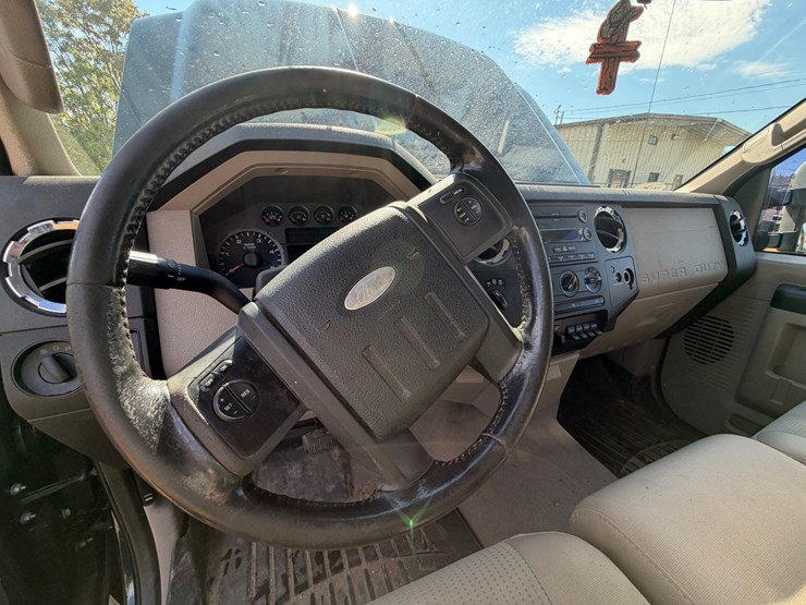 2008-ford-f350-image-25