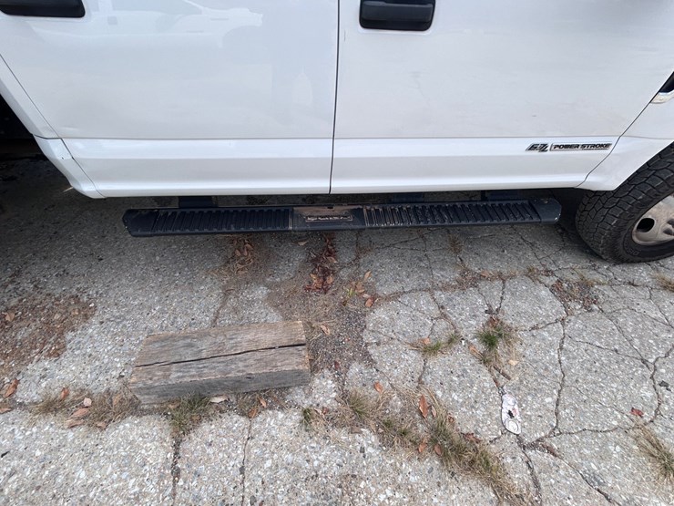 #69-•-2019-ford-super-duty-flatbed-truck-image-23