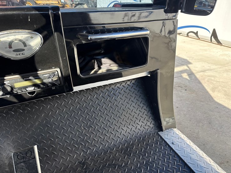 2008-hummer-h3-image-19