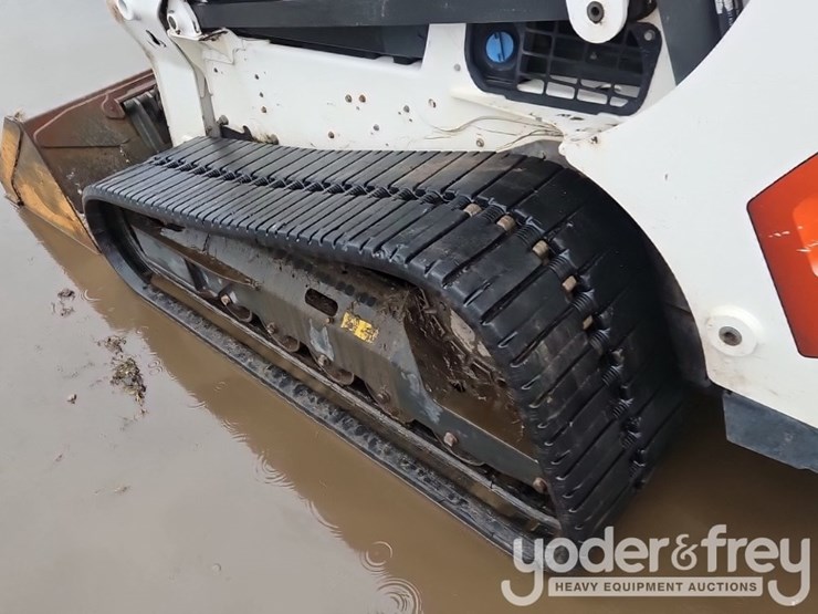 2023-bobcat-t770-image-17