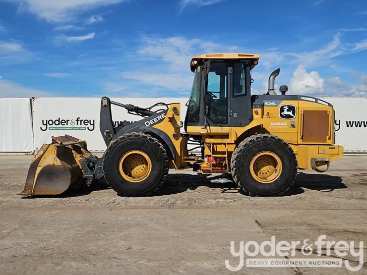 2019-deere-524l-image-2