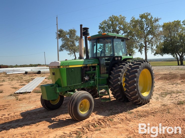 1992-john-deere-4455-image-1