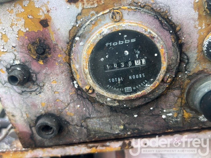 6"-hydraulic-power-unit-with-4-cyl-deutz-engine-image-12