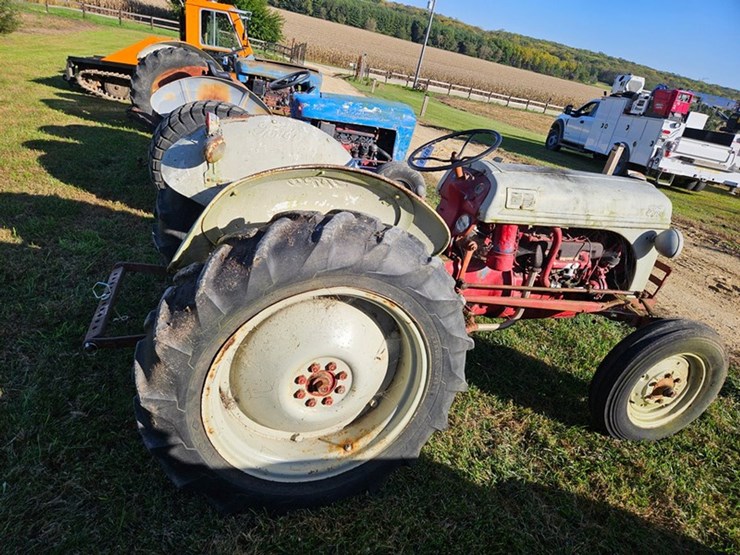 ford-8n-image-6