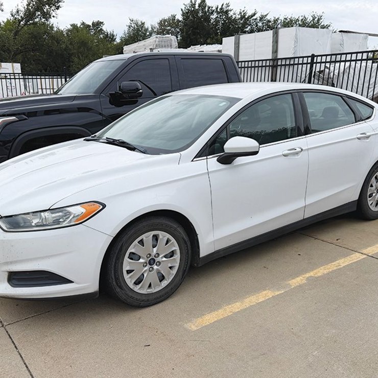 2014 FORD Fusion S